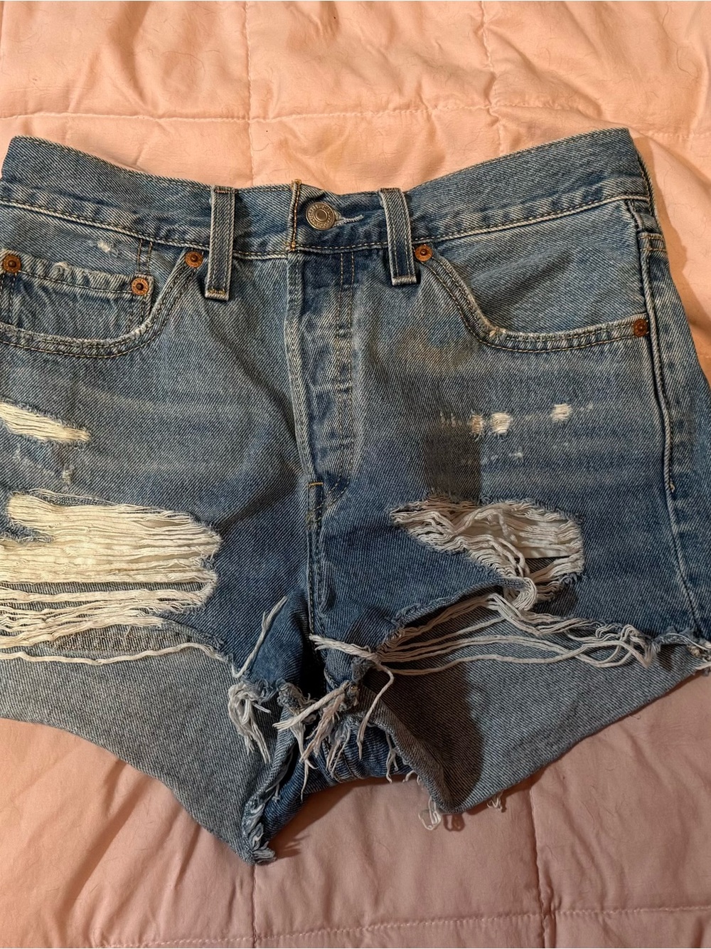 Distressed Levi’s 501 shorts - size 26. Great condition Only worn twice.